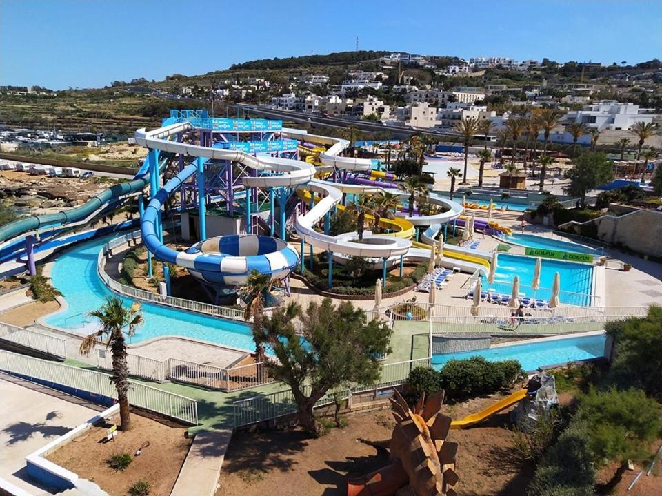 Seaside Oasis Your Own Private Getaway In St Julians San Ġiljan Extérieur photo